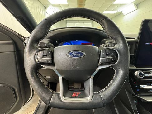 Used 2023 Ford Explorer ST w/ Equipment Group 401A AWD/4WD image 30