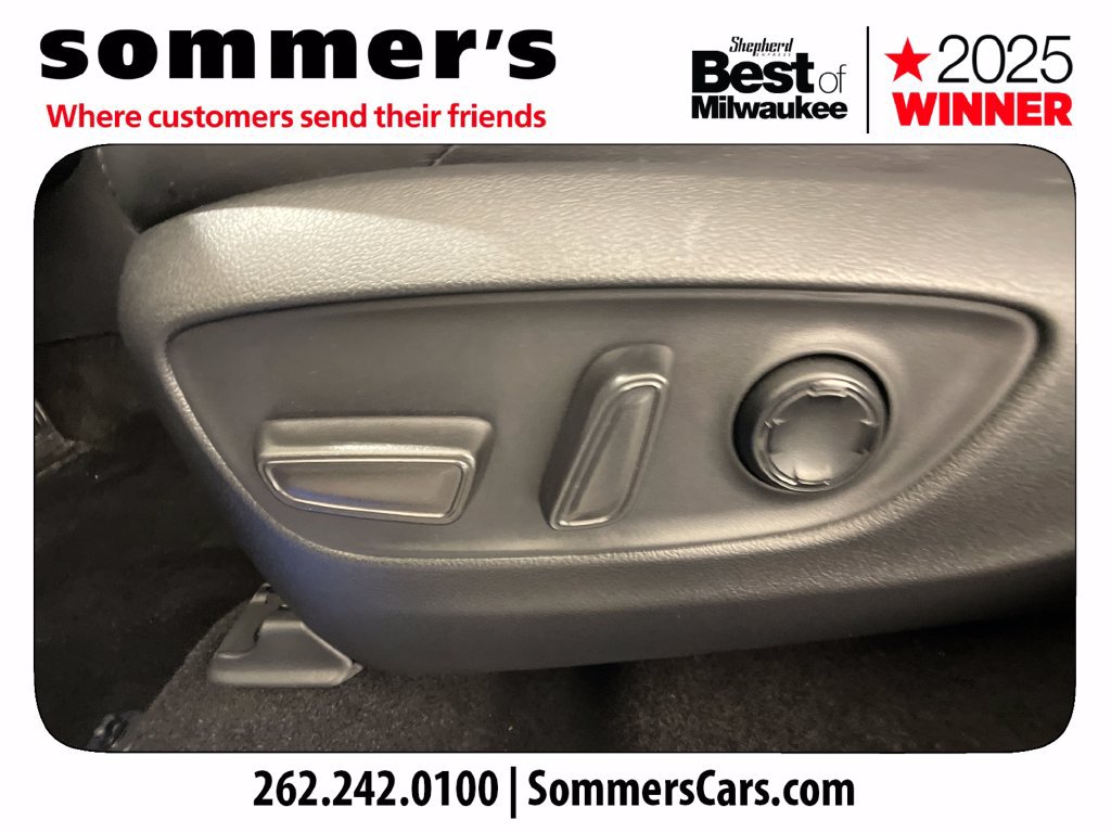 Used 2023 Toyota Venza Limited AWD/4WD image 10