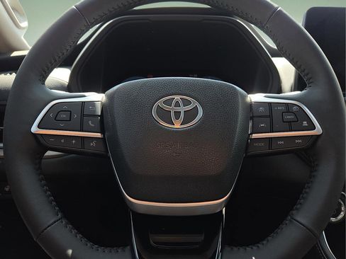 New 2026 Toyota Grand Highlander AWD Hybrid image 25