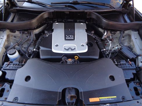 Used 2013 INFINITI FX37 AWD 4dr w/ Premium Pkg image 9
