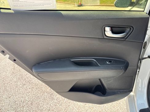 Used 2018 Kia Optima S w/ Panoramic Sunroof Package FWD image 23