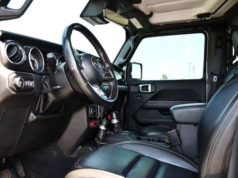 Used 2022 Jeep Wrangler Unlimited Rubicon w/ Xtreme Recon 35" Tire Package AWD/4WD image 20