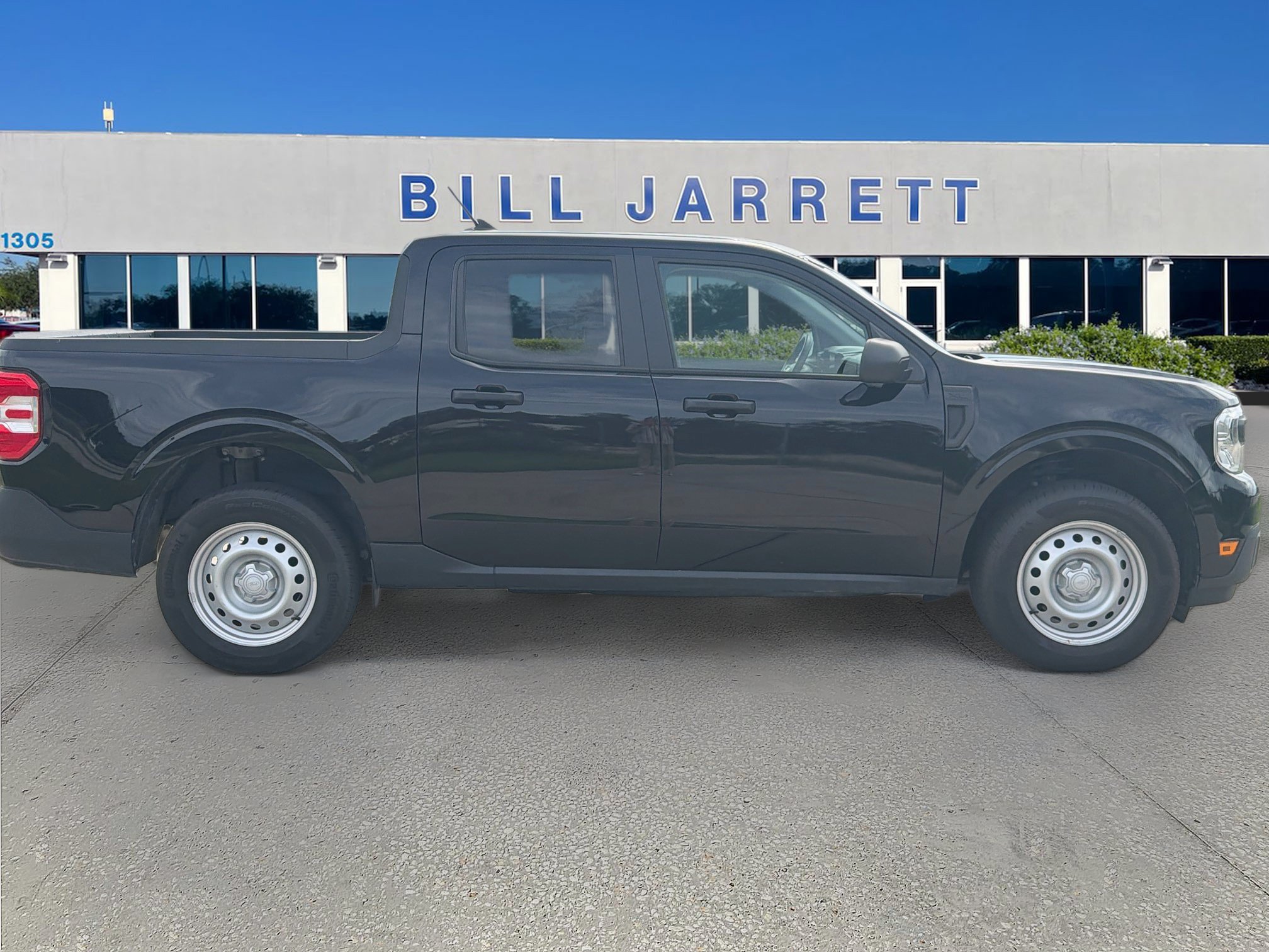 Certified 2023 Ford Maverick XL FWD image 8