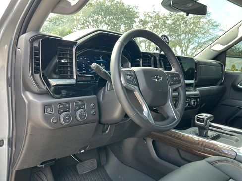 Used 2025 Chevrolet Silverado 1500 LT Trail Boss AWD/4WD image 55