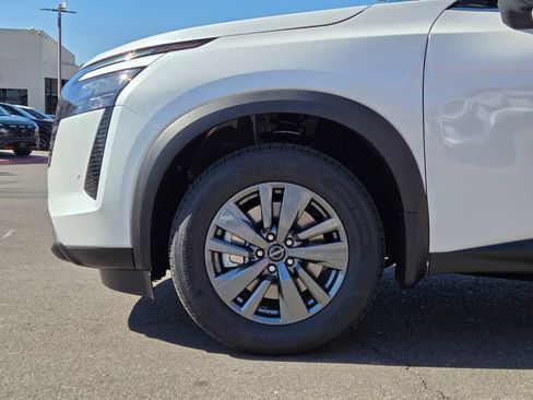 New 2026 Nissan Pathfinder SV w/ Cargo Package AWD/4WD image 5