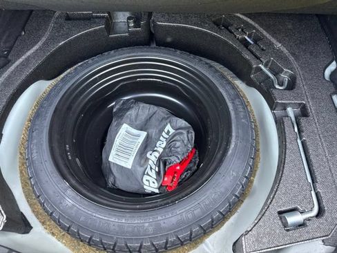 Used 2019 MAZDA MAZDA3 Sedan FWD image 13