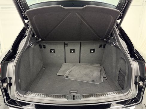 Certified 2025 Porsche Macan image 61