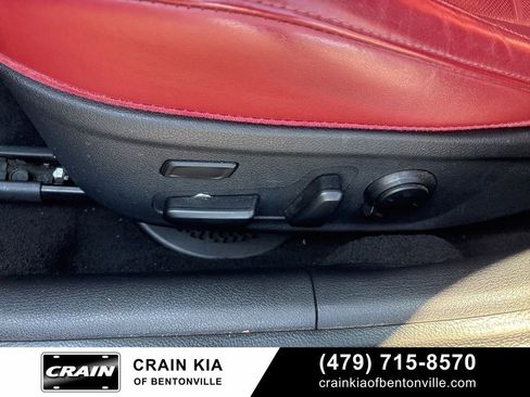 Used 2018 Kia Stinger GT2 AWD/4WD image 13