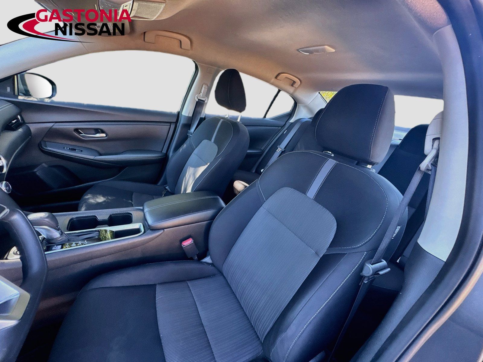 Used 2024 Nissan Sentra SV FWD image 26