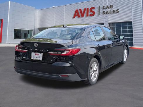 Used 2025 Toyota Camry LE FWD image 6