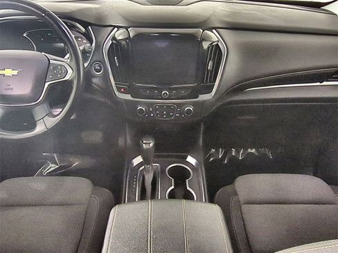 Certified 2020 Chevrolet Traverse LT image 19