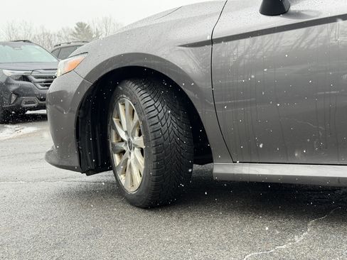 Used 2020 Toyota Camry LE image 6