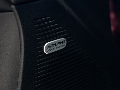 Used 2018 Dodge Challenger SXT Plus image 16