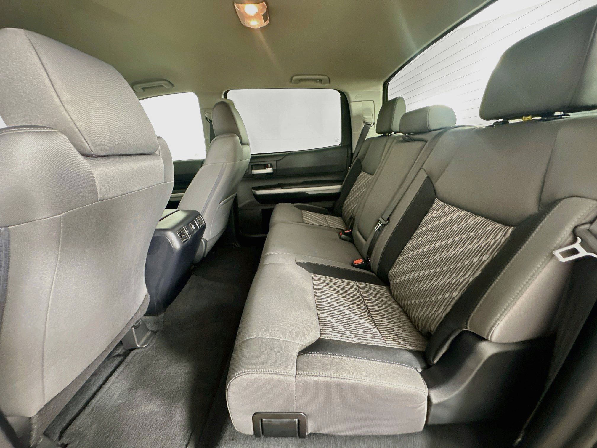 Used 2019 Toyota Tundra SR5 AWD/4WD image 27