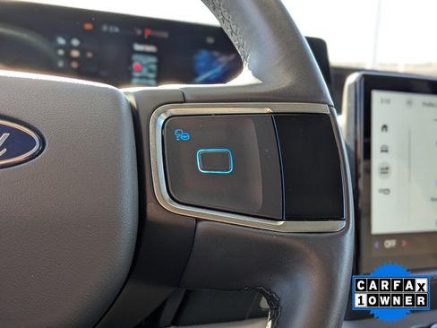 Certified 2025 Ford Expedition Active image 31