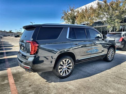 Used 2021 GMC Yukon Denali w/ Denali Ultimate Package image 11