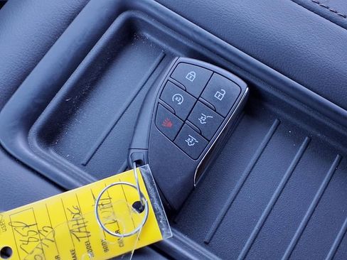 Used 2023 Chevrolet Tahoe High Country w/ Advanced Technology Package image 14