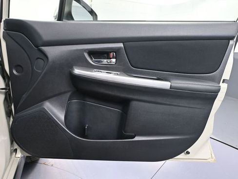 Used 2015 Subaru Crosstrek 2.0i Premium AWD/4WD image 38