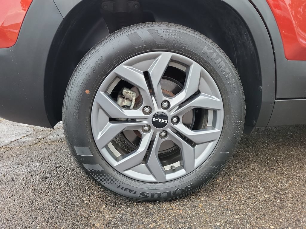Certified 2024 Kia Seltos S AWD/4WD image 28