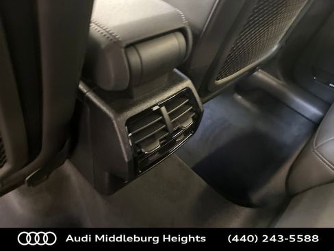 New 2025 Audi Q3 2.0T Premium image 29