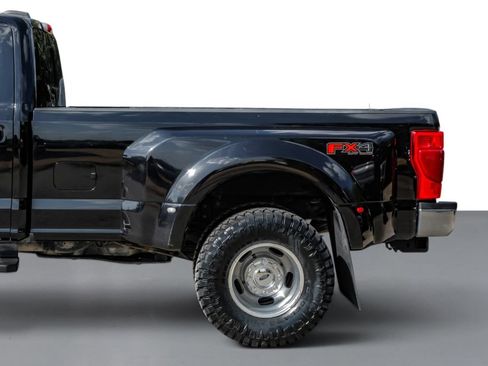 Used 2022 Ford F350 Lariat w/ Lariat Ultimate Package AWD/4WD image 11