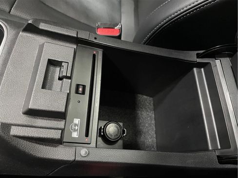 Used 2023 Subaru Outback Touring XT image 31