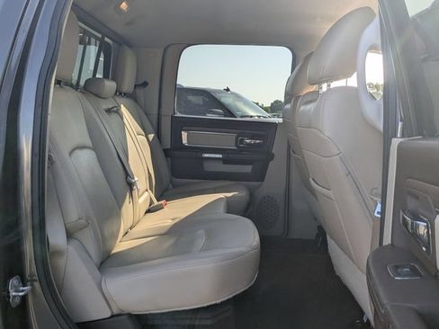 Used 2017 RAM 1500 Laramie w/ Convenience Group AWD/4WD image 26