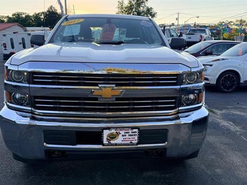 Used 2017 Chevrolet Silverado 2500 W/T w/ Snow Plow Prep Package AWD/4WD image 7