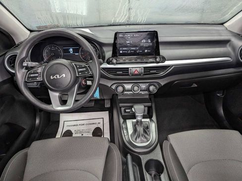 Certified 2023 Kia Forte LXS image 18