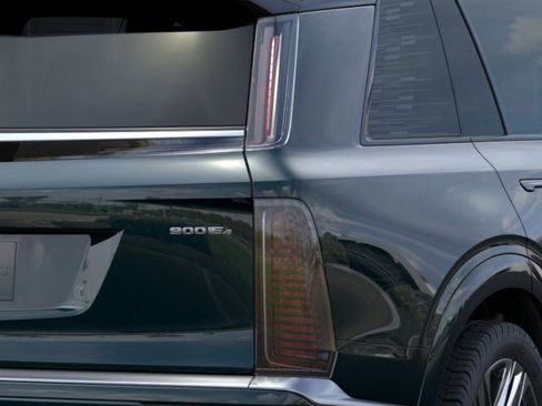 New 2026 Cadillac Vistiq Platinum image 11