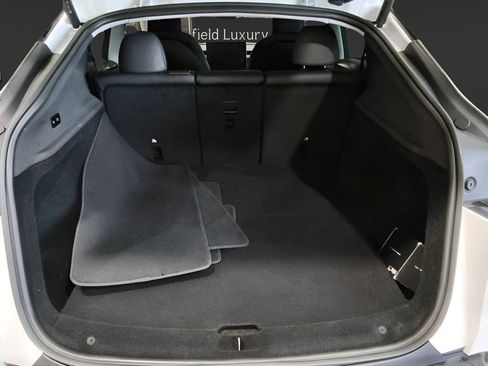 Used 2026 Tesla Model Y Long Range AWD/4WD image 9
