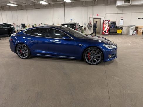 Used 2018 Tesla Model S P100D image 16