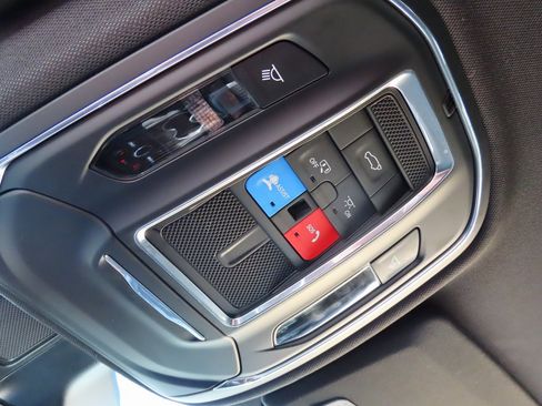 Used 2024 Jeep Grand Cherokee Trailhawk image 31