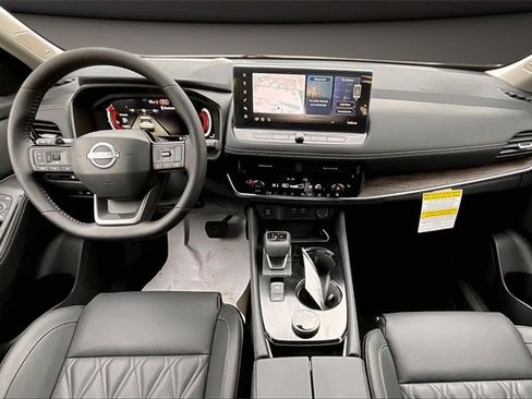 New 2026 Nissan Rogue Platinum w/ Platinum Premium Package image 5