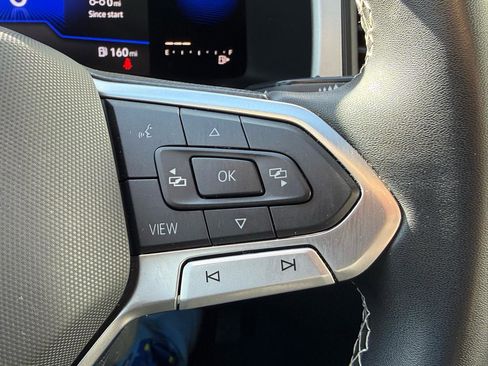 Used 2022 Volkswagen Atlas Cross Sport SE image 40