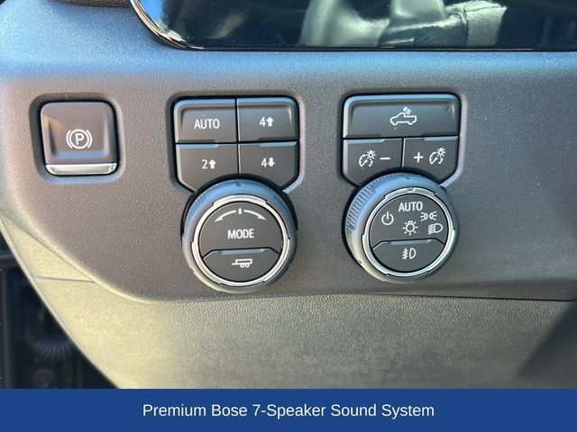 Used 2026 Chevrolet Silverado 1500 LT Trail Boss w/ Convenience Package II AWD/4WD image 14