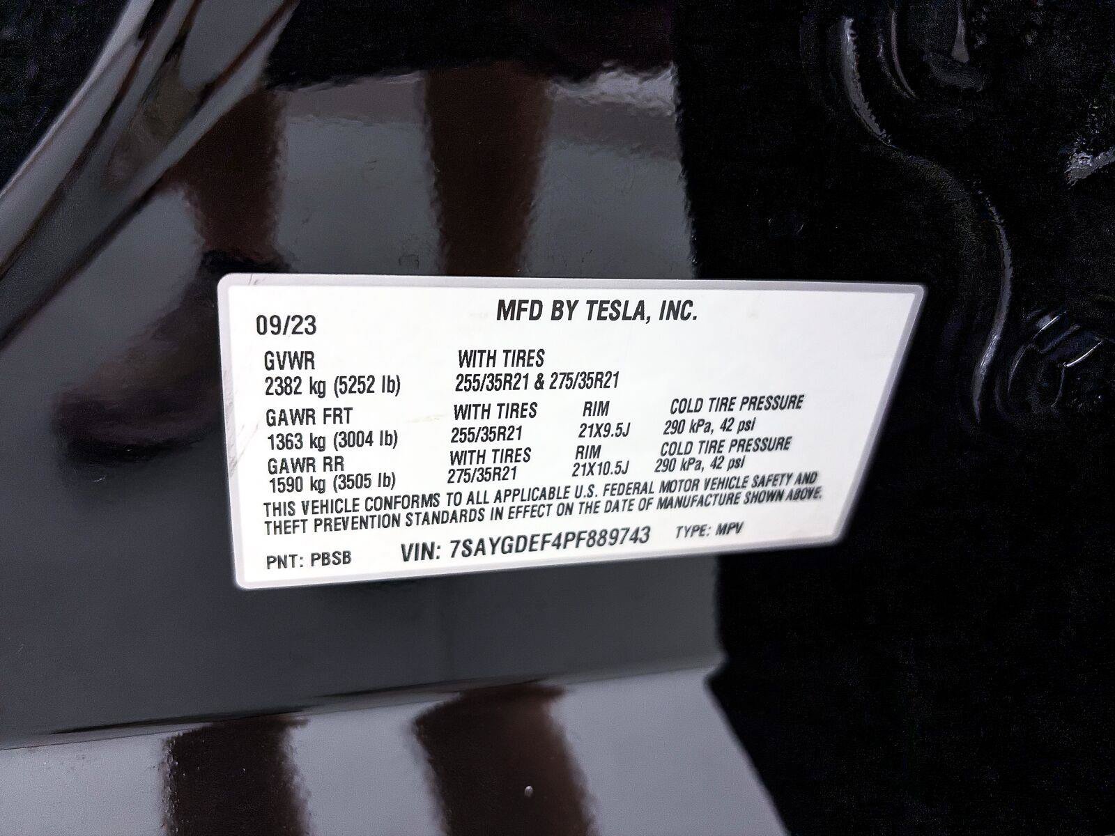 Used 2023 Tesla Model Y Performance AWD/4WD image 36
