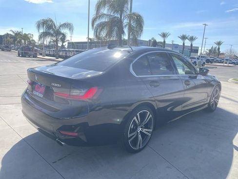 Used 2022 BMW 330i Sedan w/ Premium Package 2 image 8