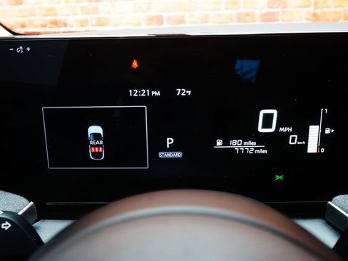 Certified 2025 Nissan Kicks SV AWD/4WD image 16