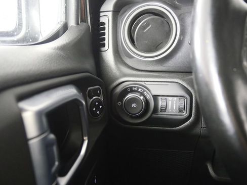 Used 2021 Jeep Wrangler Unlimited Sport image 17