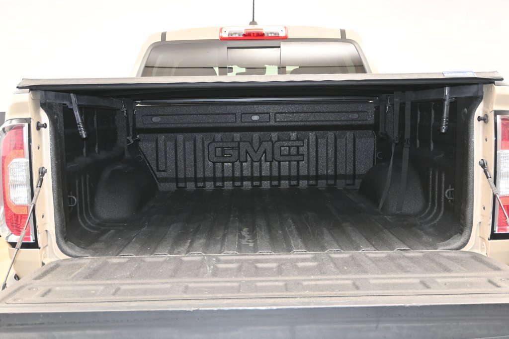 Used 2022 GMC Canyon AT4 w/ Driver Alert Package AWD/4WD image 9