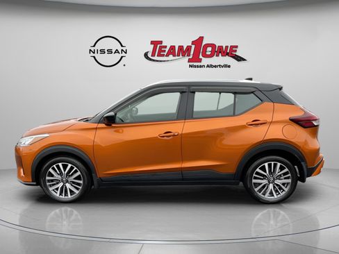 Used 2024 Nissan Kicks SV image 5