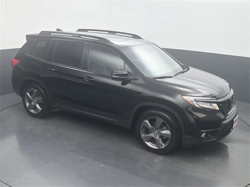 Used 2021 Honda Passport Touring image 18