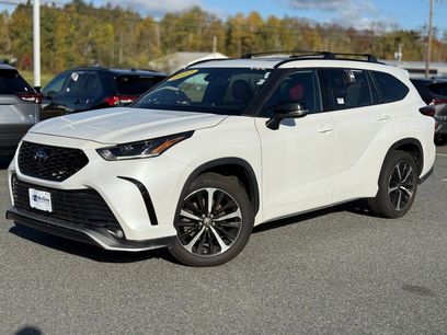 Certified 2022 Toyota Highlander XSE