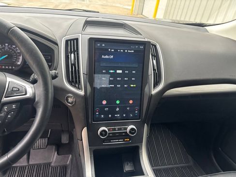 Certified 2023 Ford Edge SEL w/ Convenience Package AWD/4WD image 16