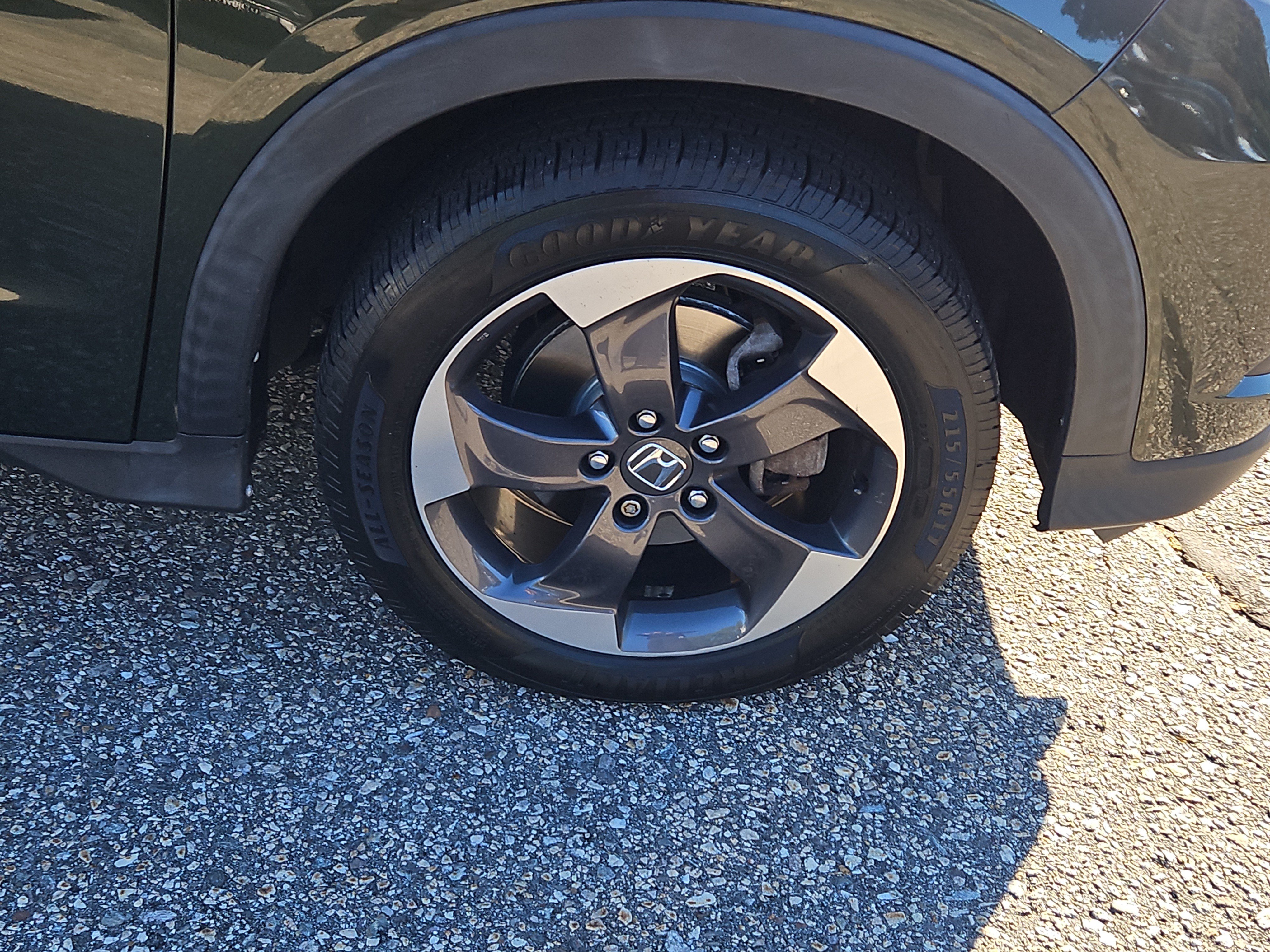 Certified 2018 Honda HR-V EX image 21