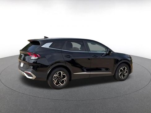 Used 2025 Kia Sportage LX FWD image 14