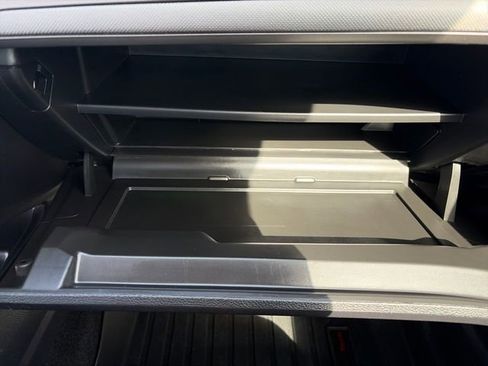 Used 2018 Ford Fusion SE image 63