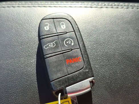 Used 2019 Jeep Grand Cherokee Altitude AWD/4WD image 34