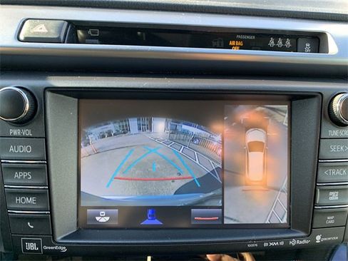 Used 2017 Toyota RAV4 Limited image 22